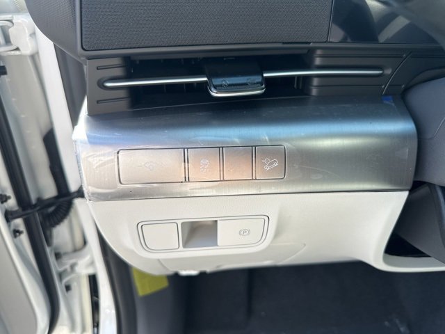 New 2026 Hyundai Kona SEL Premium image 18