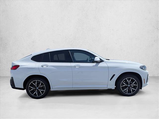 Used 2025 BMW X4 xDrive30i w/ Premium Package AWD/4WD image 4