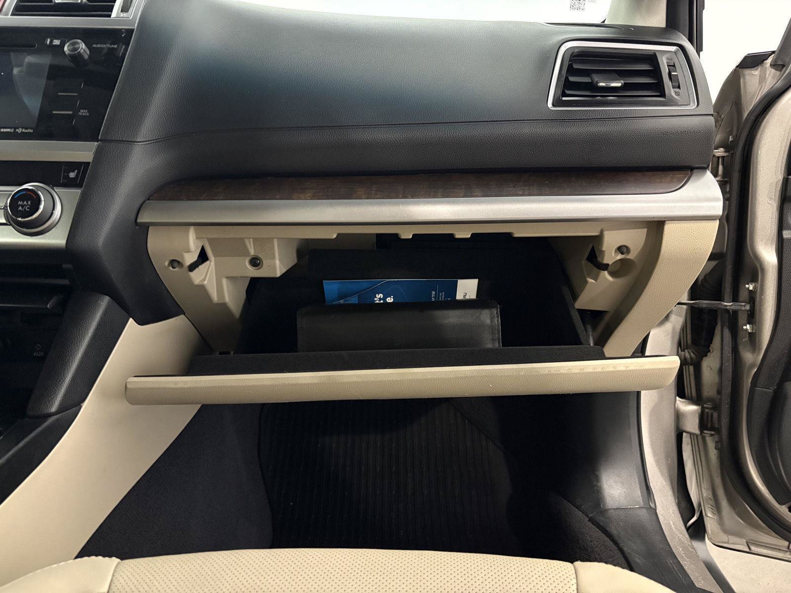 Used 2017 Subaru Outback 2.5i Limited AWD/4WD image 60