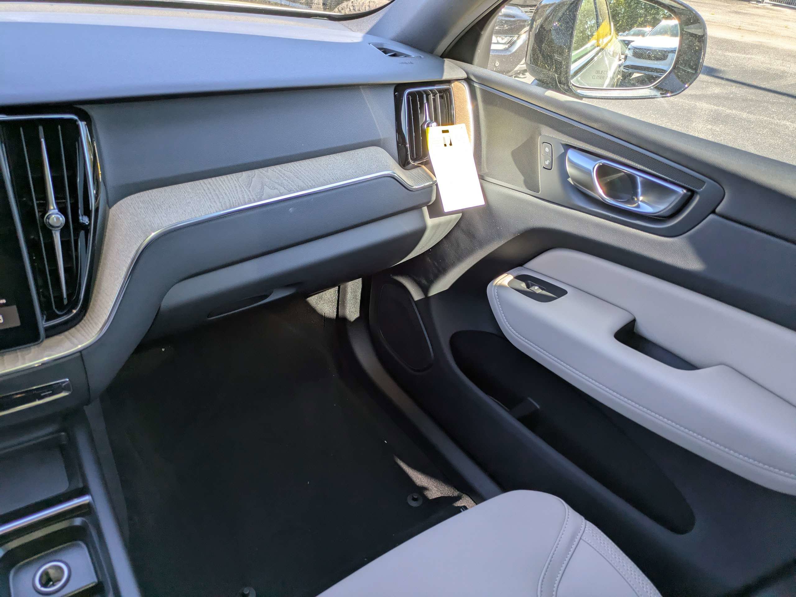 New 2026 Volvo XC60 B5 Plus w/ Protection Package Premier image 18