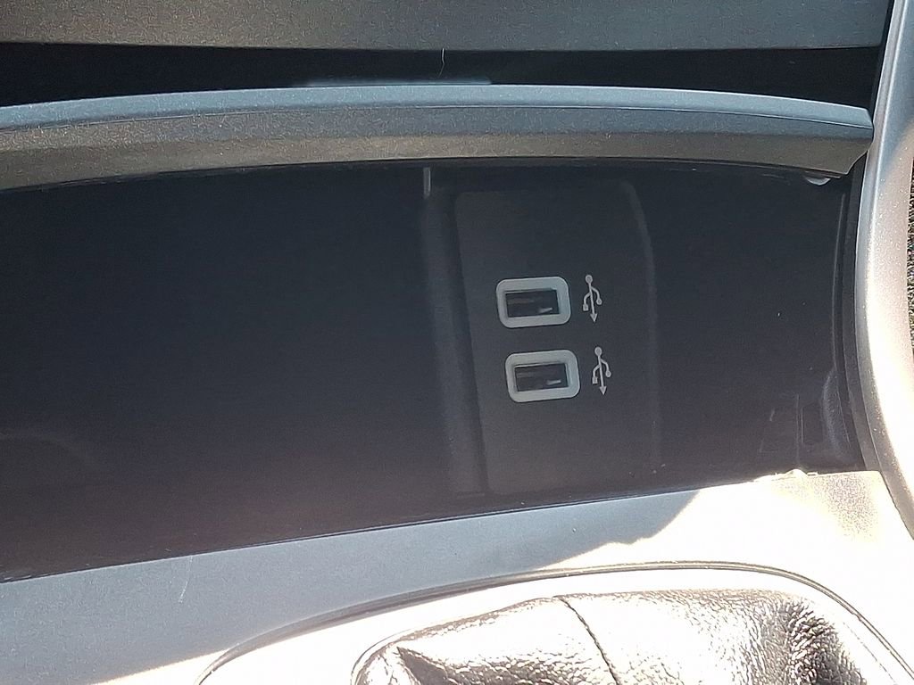 Used 2017 Ford Edge SEL w/ Equipment Group 201A image 24