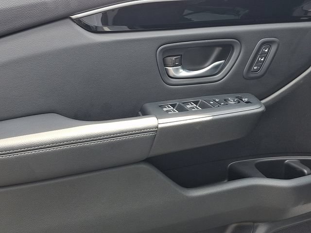 Used 2025 Honda Pilot EX-L image 20