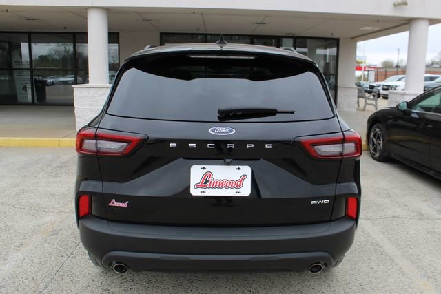 Used 2025 Ford Escape ST-Line image 4