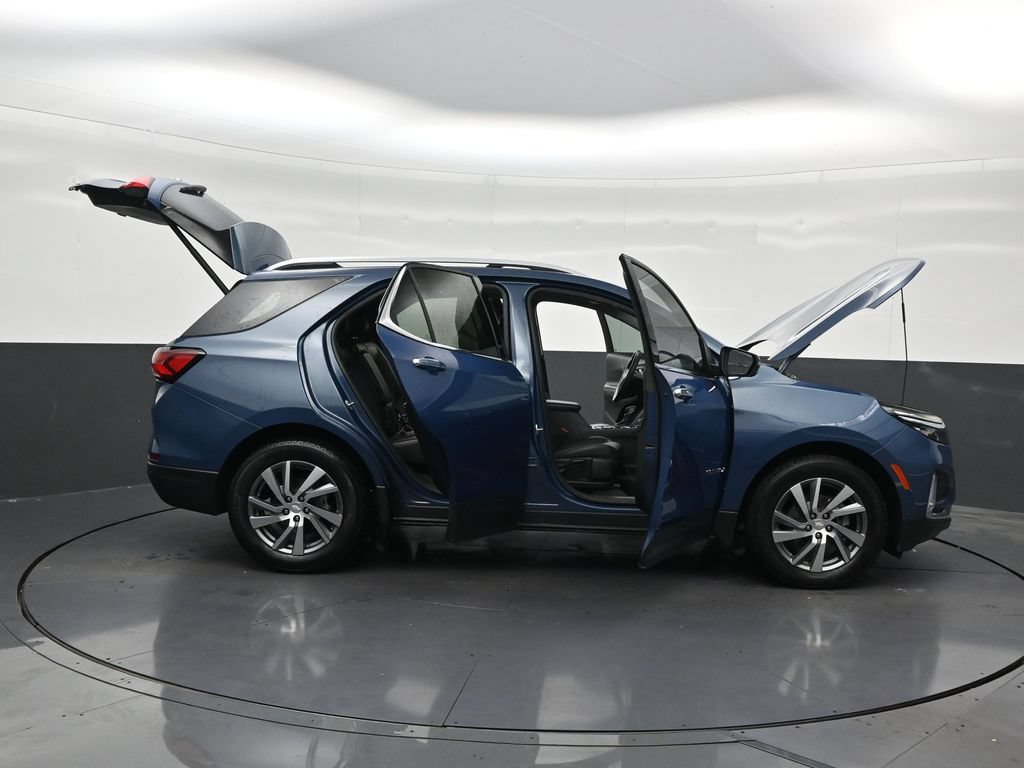 Used 2024 Chevrolet Equinox Premier FWD image 32