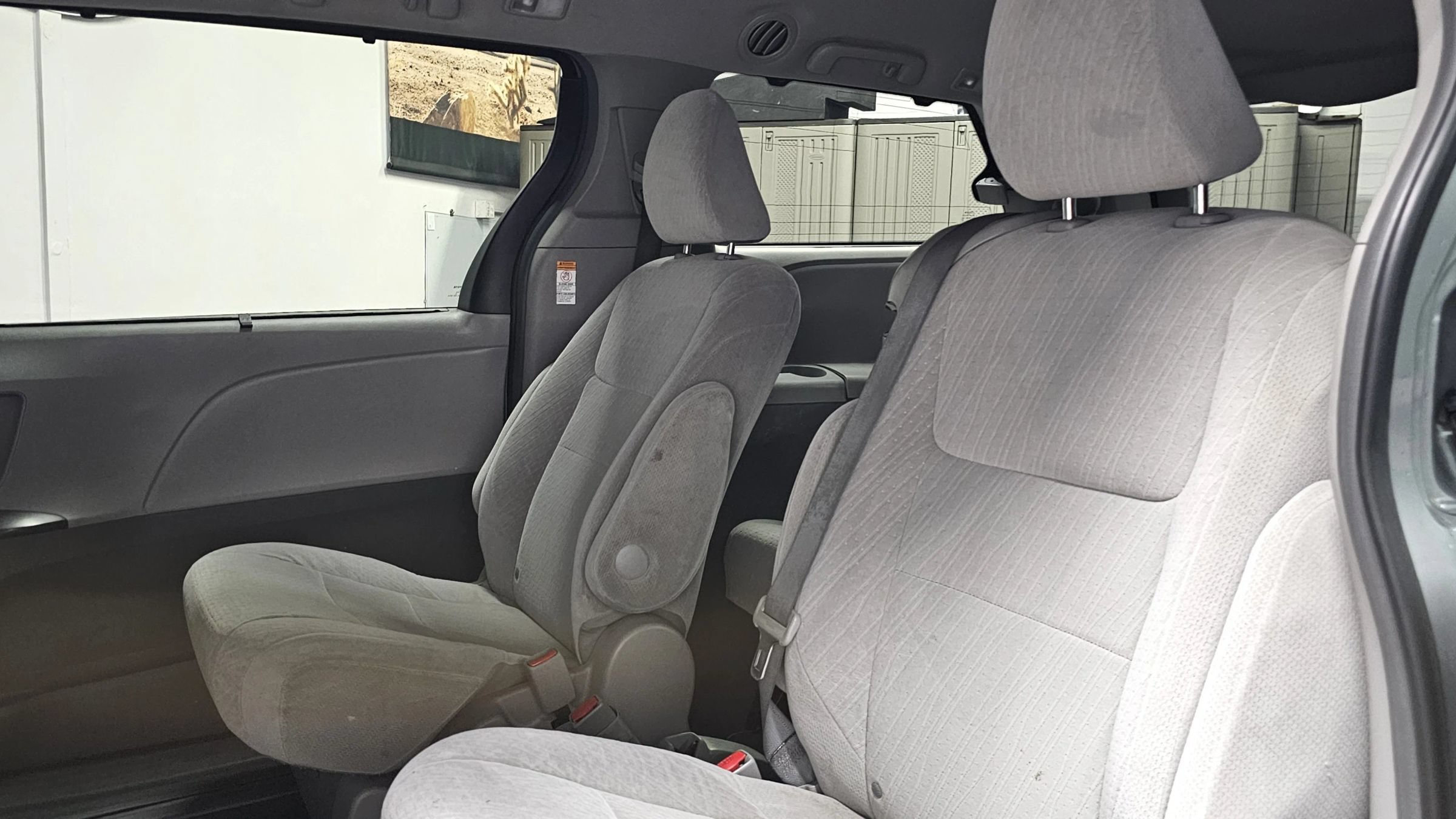 Used 2016 Toyota Sienna LE FWD image 26