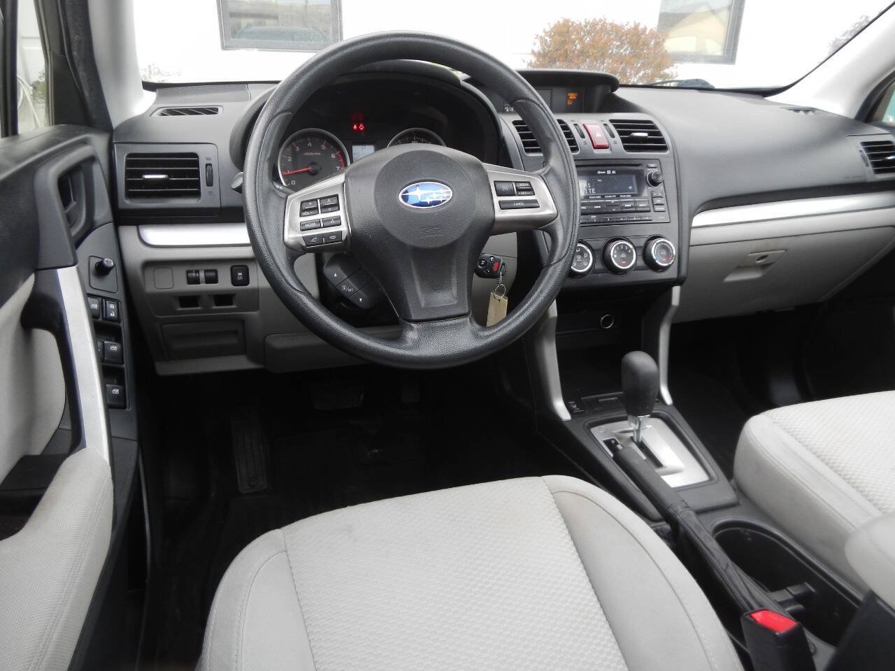 Used 2015 Subaru Forester 2.5i Premium w/ All-Weather Package AWD/4WD image 31