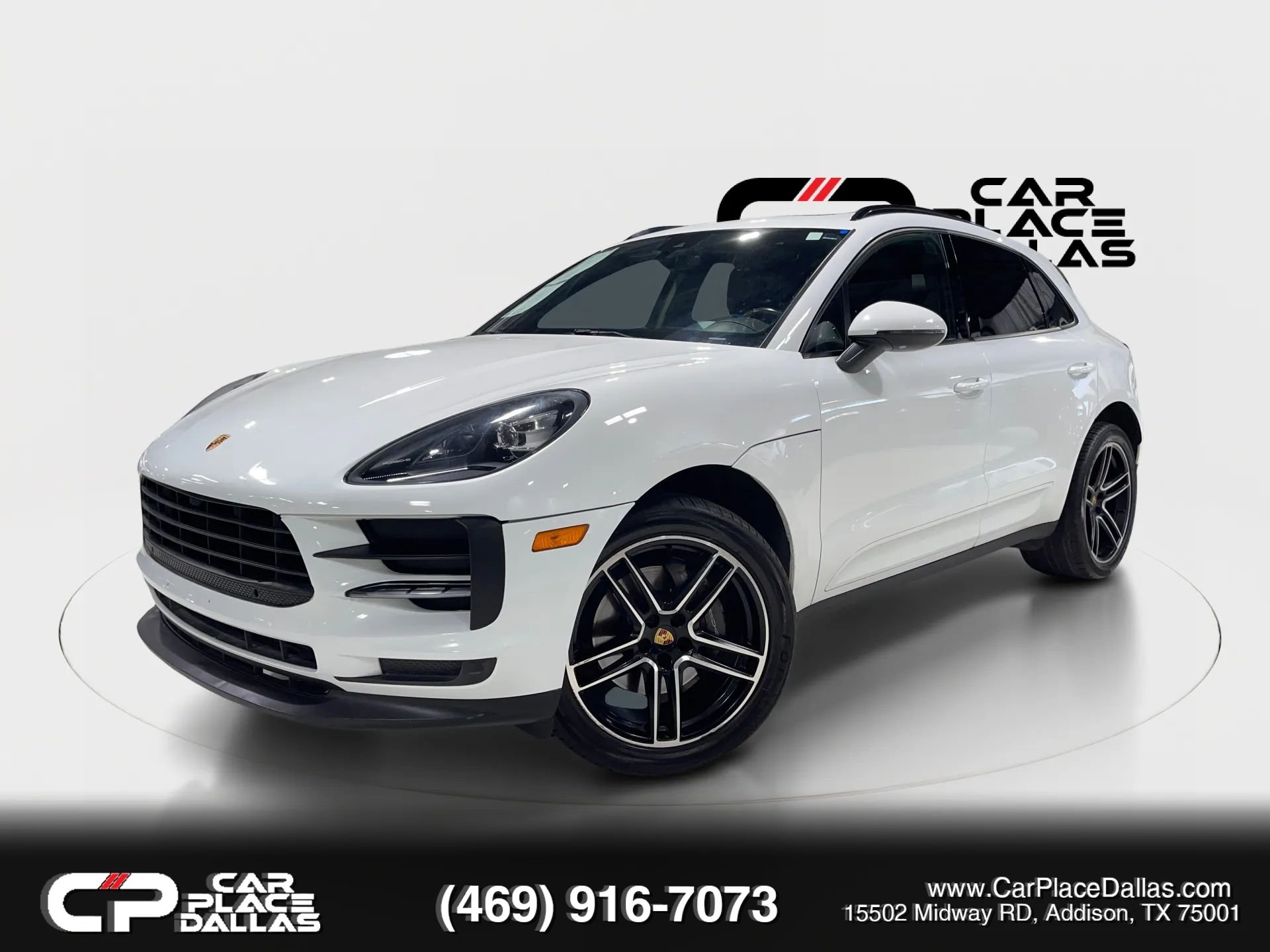 Used 2021 Porsche Macan w/ Premium Package Plus AWD/4WD image 2
