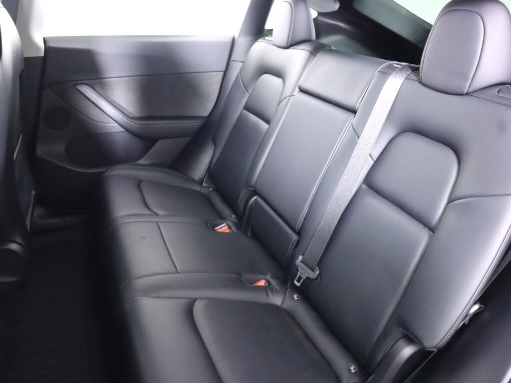 Used 2021 Tesla Model Y Performance image 31