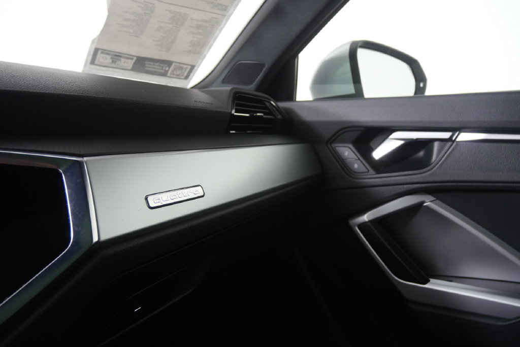 Used 2020 Audi Q3 2.0T Premium AWD/4WD image 26