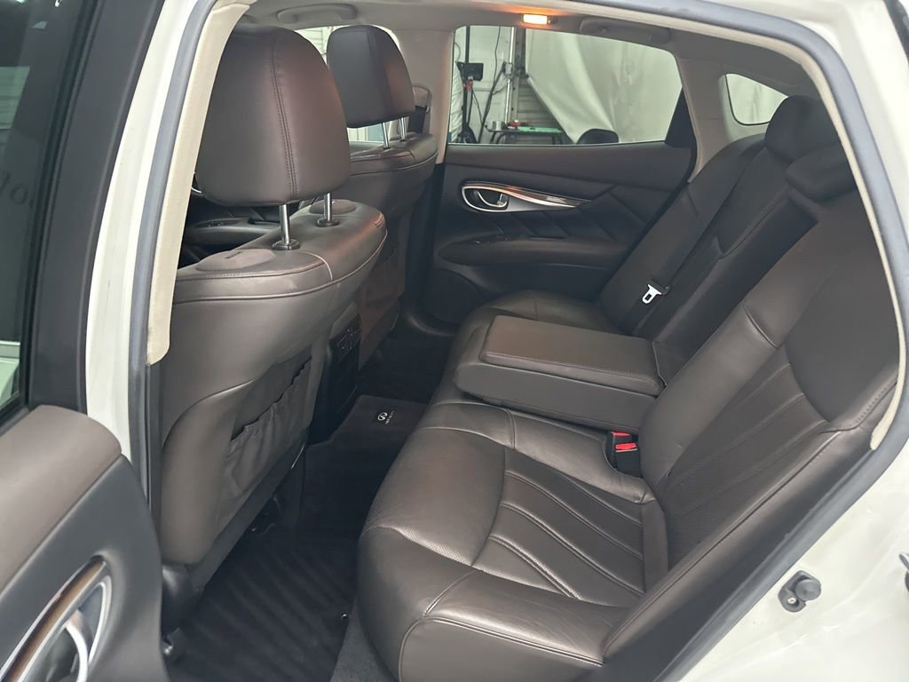 Used 2013 INFINITI M37 w/ Premium Pkg image 23