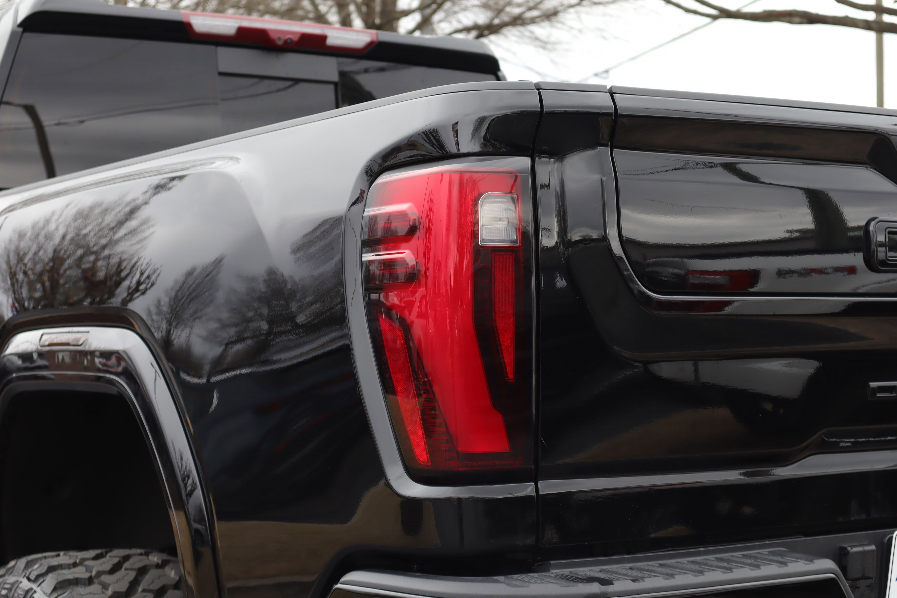 Used 2025 GMC Sierra 2500 Denali Ultimate image 33