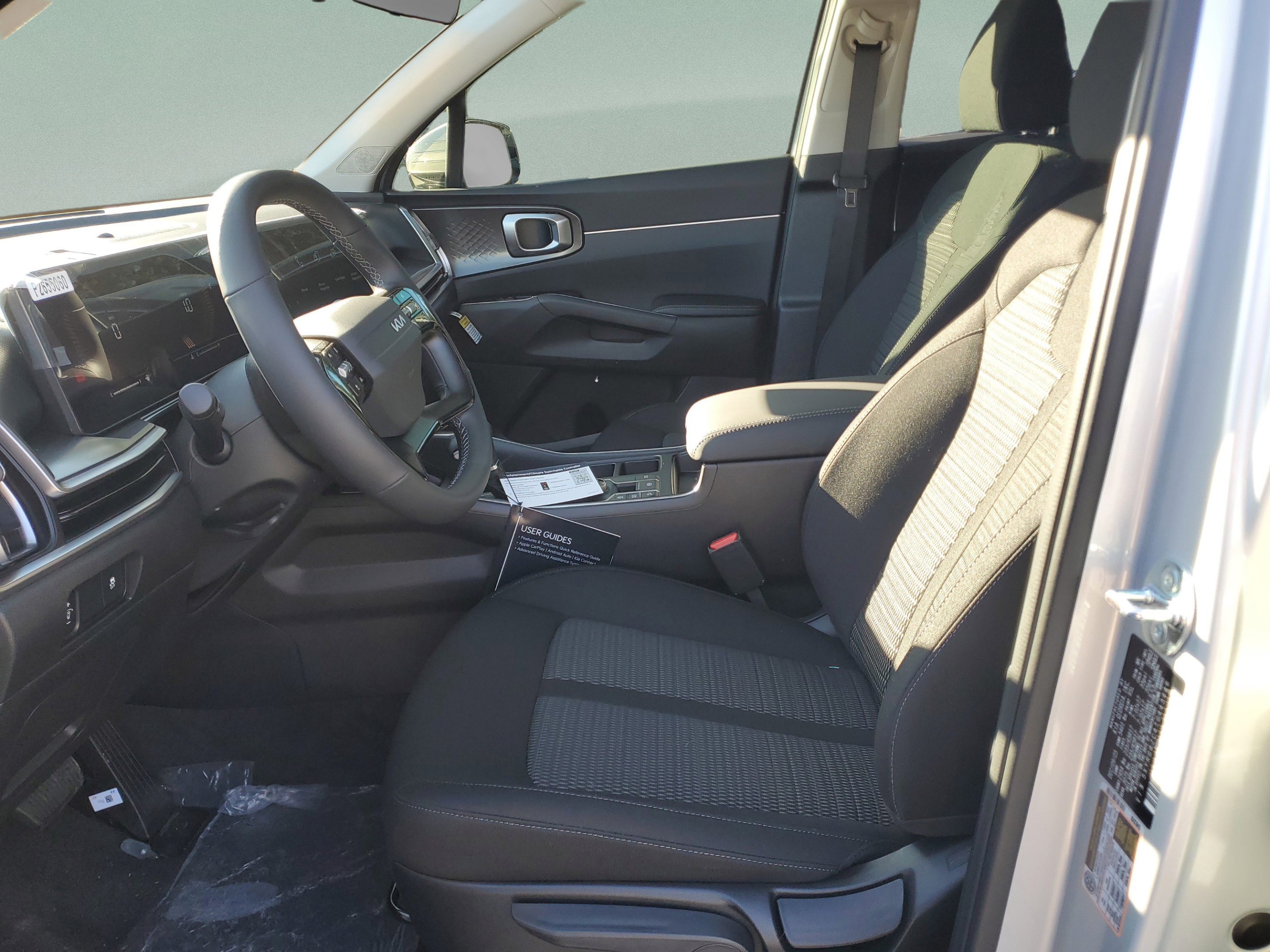 New 2026 Kia Sorento LX FWD image 17