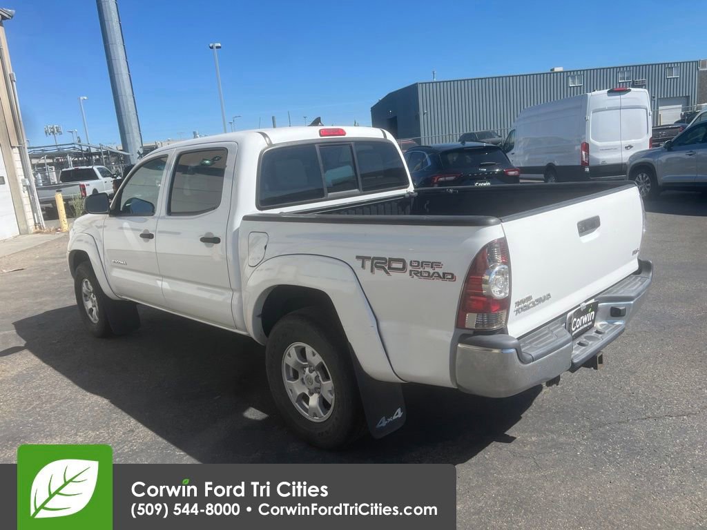 Used 2015 Toyota Tacoma 4x4 Double Cab w/ TRD Off-Road Package image 9