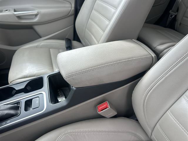 Used 2018 Ford Escape Titanium w/ Ford Safe & Smart Package AWD/4WD image 21