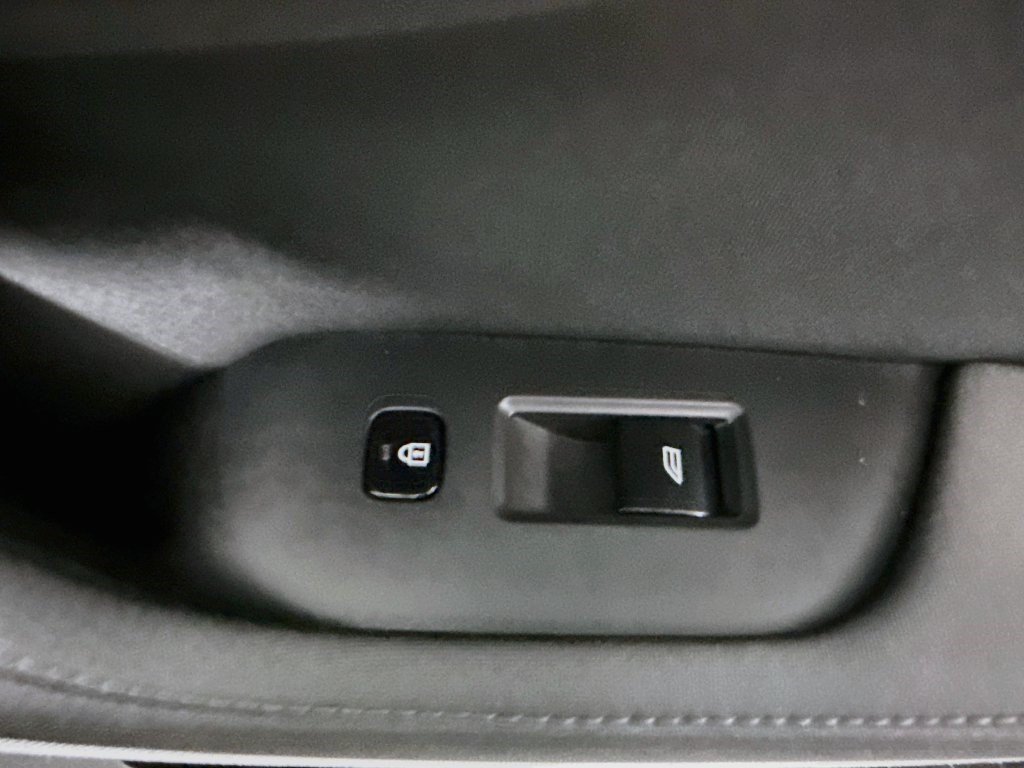 Used 2024 Polestar Polestar 2 AWD/4WD image 29