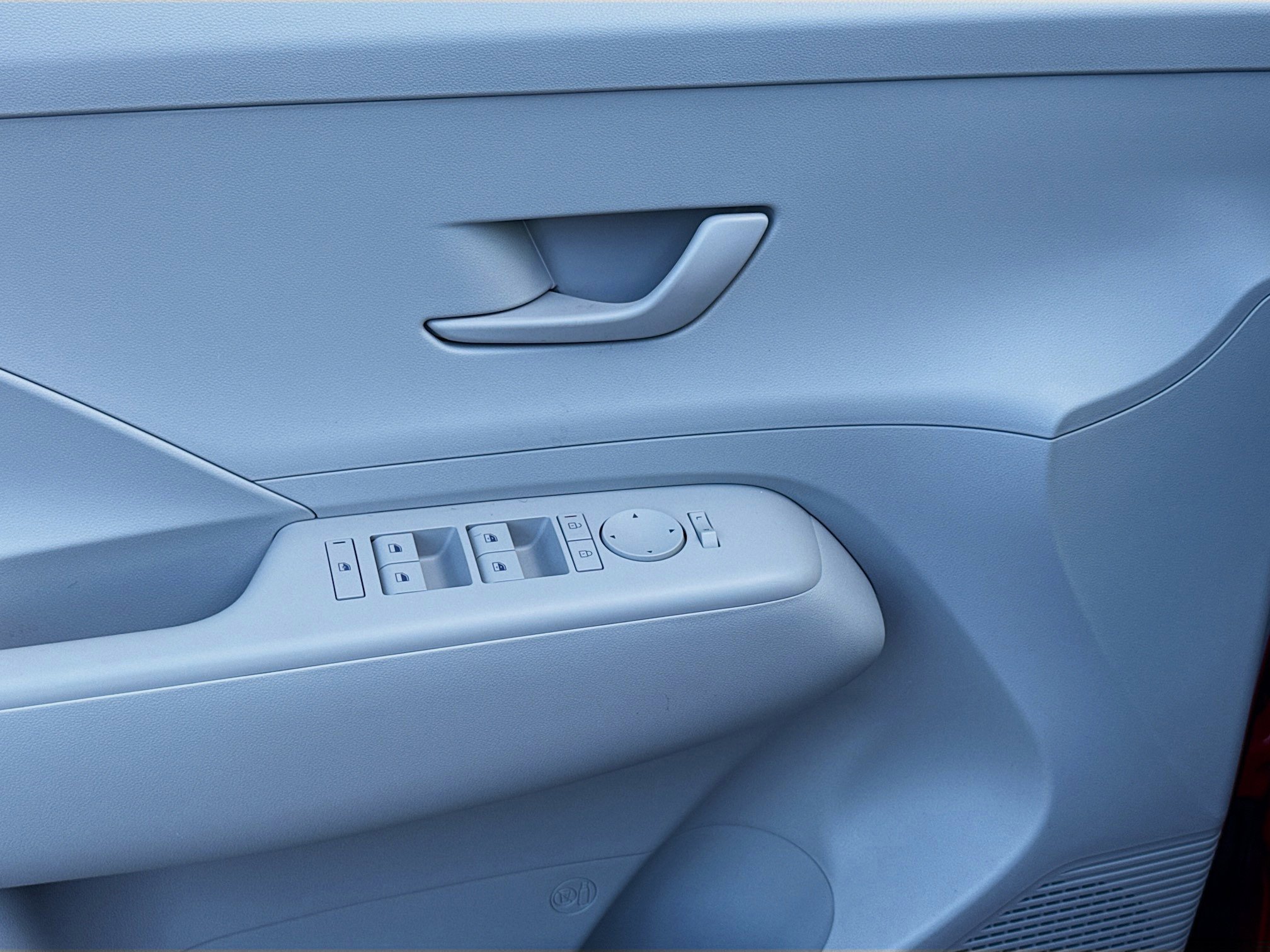 Certified 2024 Hyundai Kona SEL w/ Convenience Package image 14