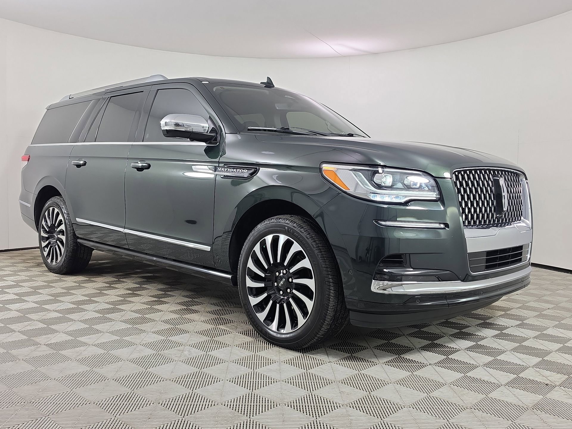 Used Lincoln Navigator L Black Label for Sale - Kelley Blue Book
