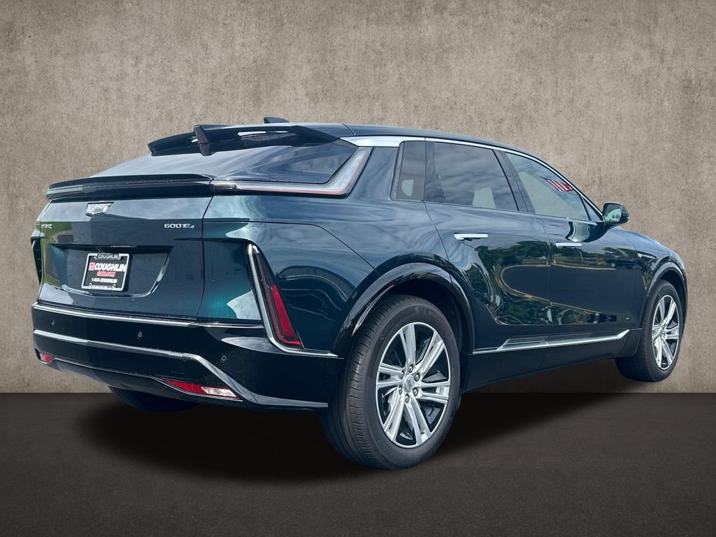 Used 2024 Cadillac Lyriq Tech AWD/4WD image 5