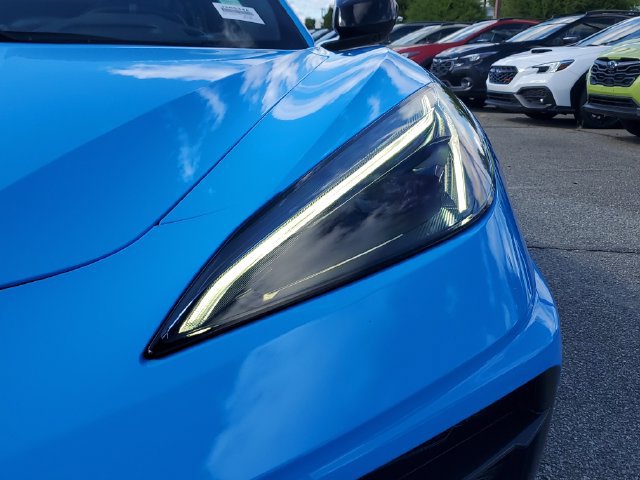 Used 2021 Chevrolet Corvette Stingray Premium Conv w/ Z51 Performance Package RWD image 10