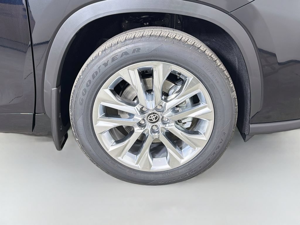 New 2026 Toyota Highlander Limited AWD/4WD image 28