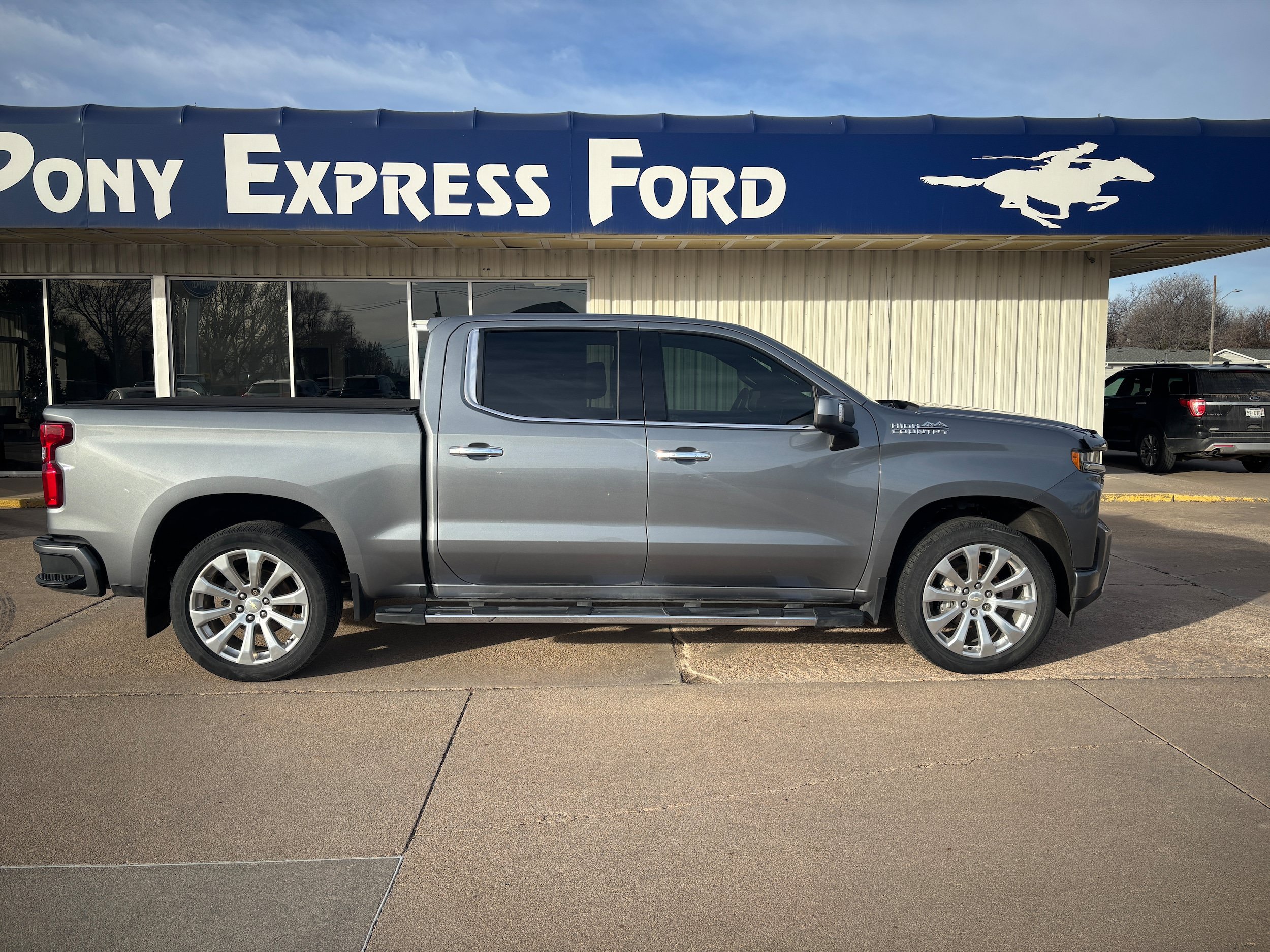 Used 2020 Chevrolet Silverado 1500 High Country AWD/4WD image 2