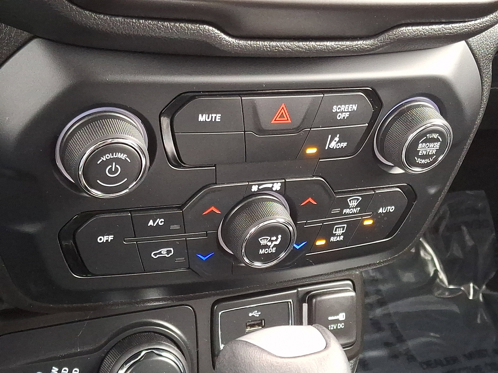 Used 2022 Jeep Renegade Limited image 15