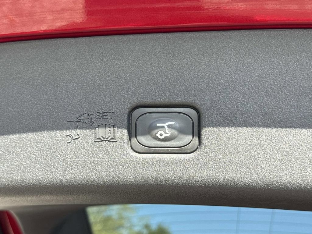 Certified 2024 Lincoln Nautilus Reserve w/ Equipment Group 203A image 12