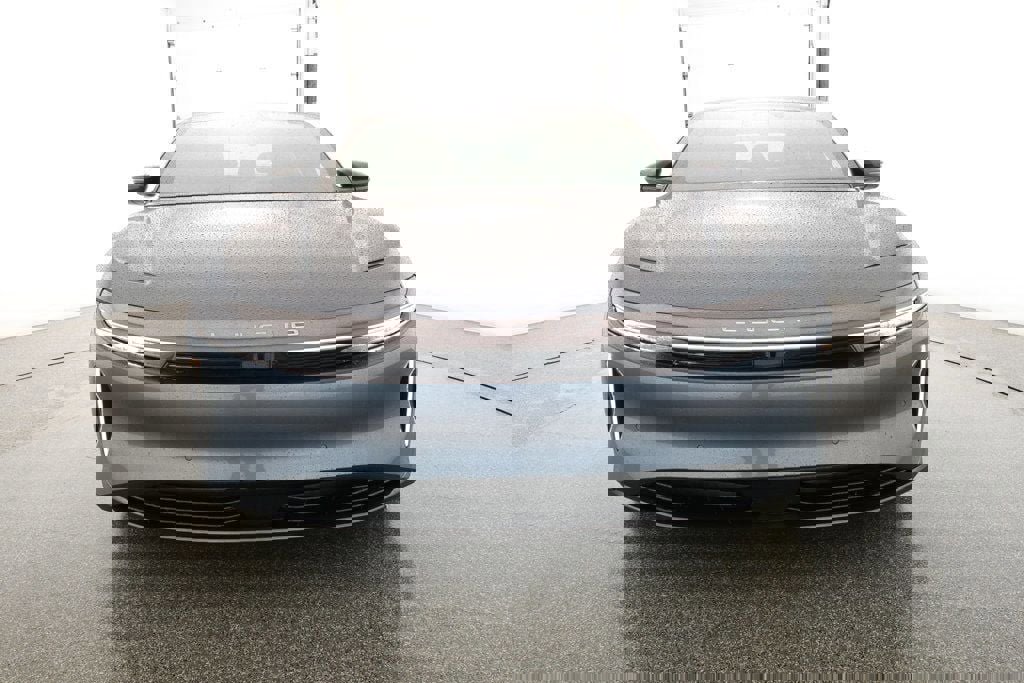 Used 2024 Lucid Air Touring image 2