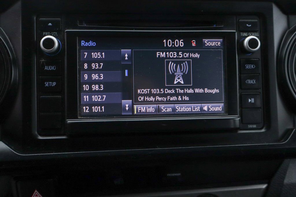 Used 2016 Toyota Tacoma SR image 26