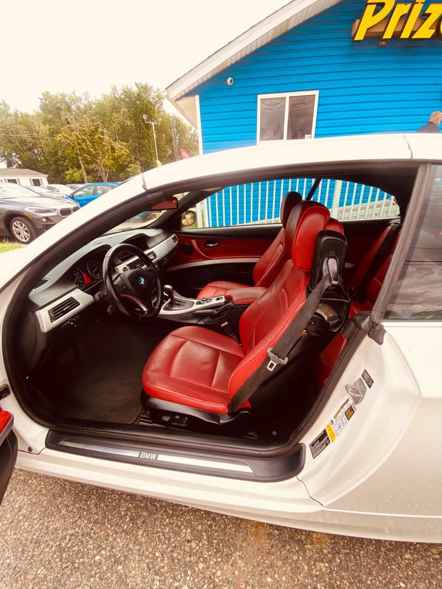 Used 2013 BMW 328i Convertible RWD image 13