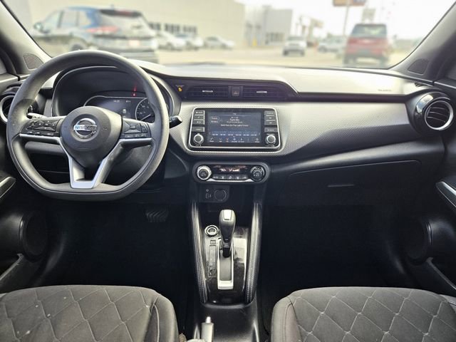 Used 2020 Nissan Kicks SV image 15