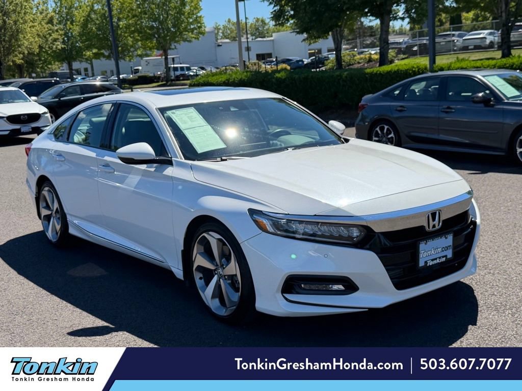 Used 2018 Honda Accord Touring image 1