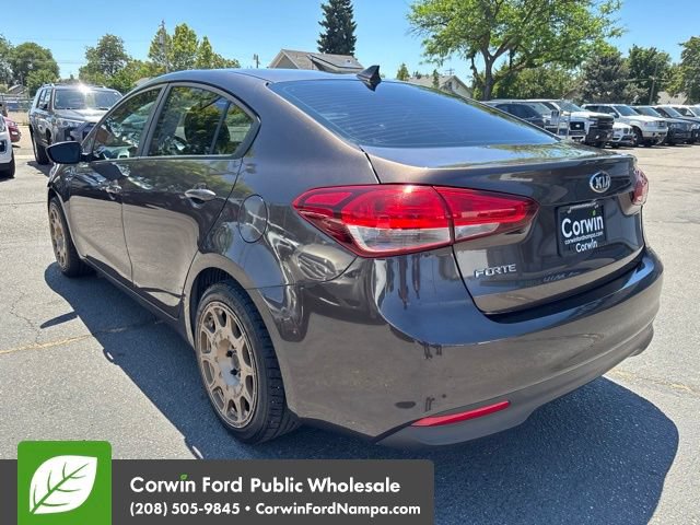 Used 2017 Kia Forte LX w/ LX Popular Package FWD image 7