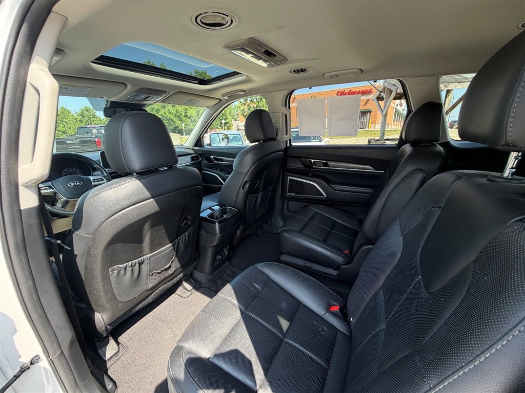 Used 2020 Kia Telluride EX w/ EX Premium Package FWD image 15