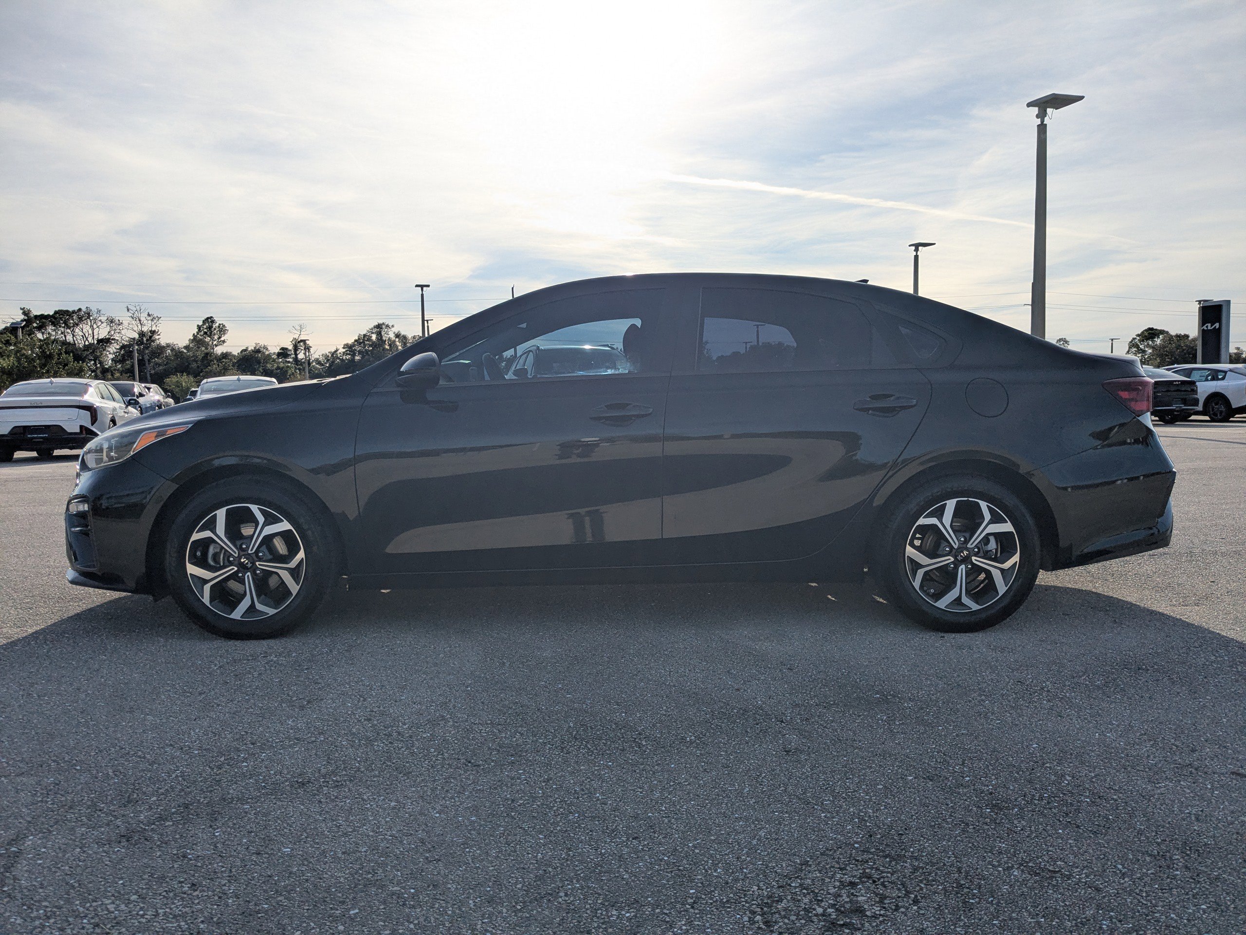 Used 2019 Kia Forte LXS image 32