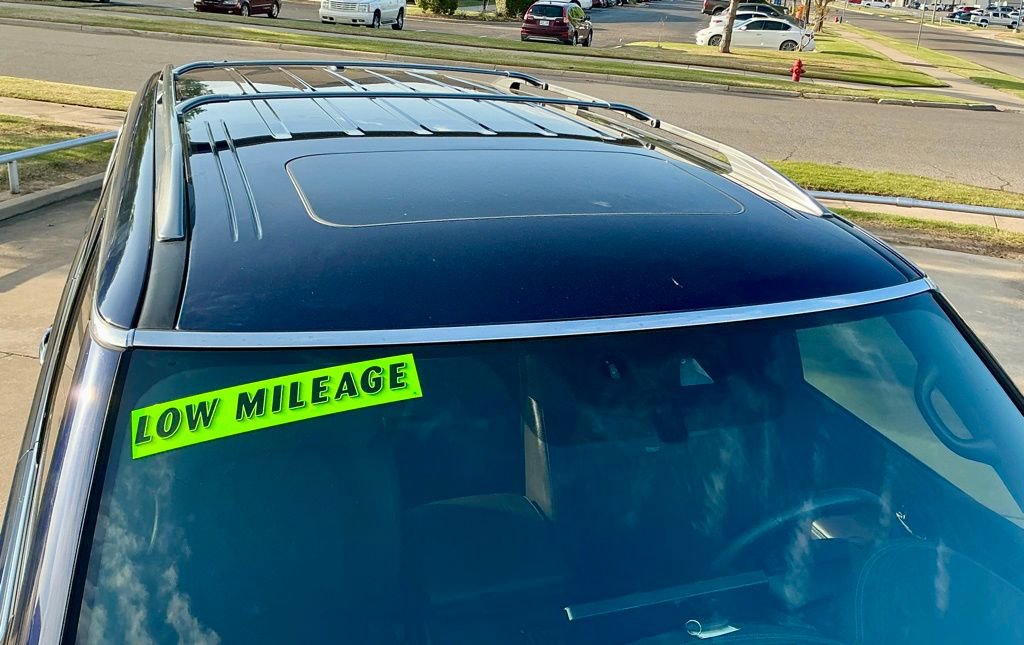 Used 2021 Nissan Armada Platinum w/ Captain's Chairs Package image 12