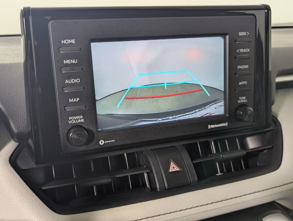 Used 2020 Toyota RAV4 XLE AWD/4WD image 22