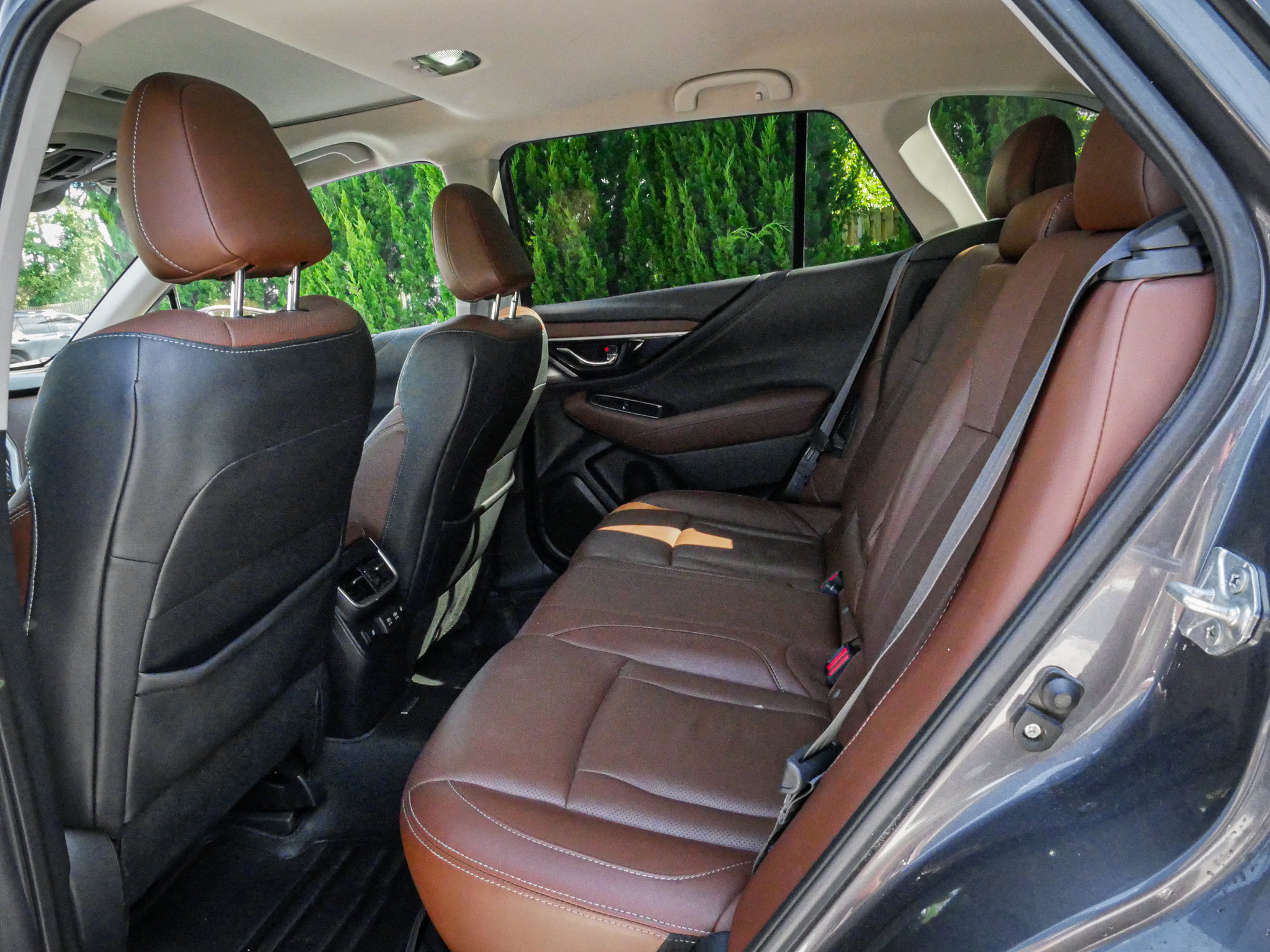 Used 2021 Subaru Outback Touring XT AWD/4WD image 8