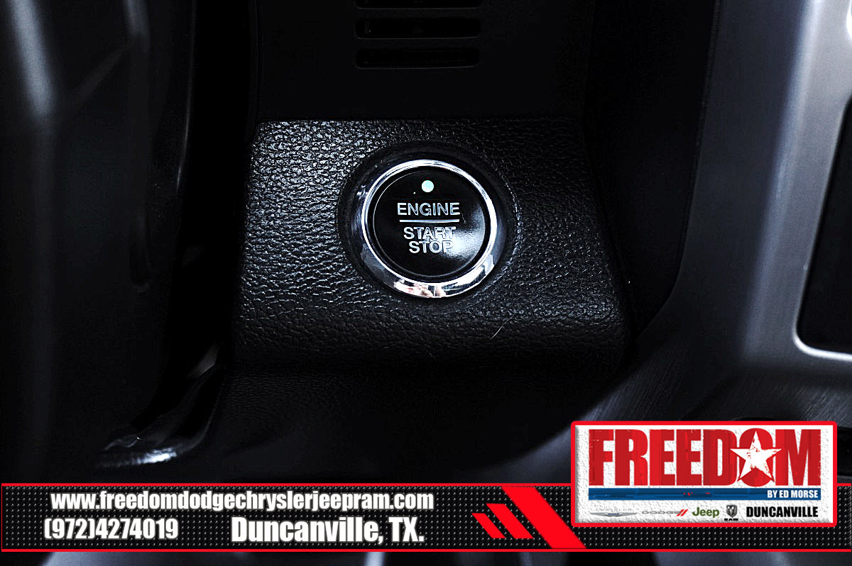 Used 2017 Ford F250 Platinum w/ Platinum Ultimate Package AWD/4WD image 34