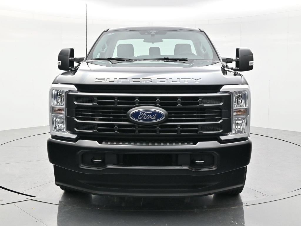 Used 2026 Ford F250 XL AWD/4WD image 2