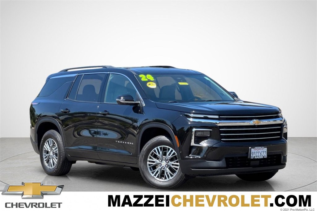 Used 2024 Chevrolet Traverse LT w/ Enhanced Driving Package