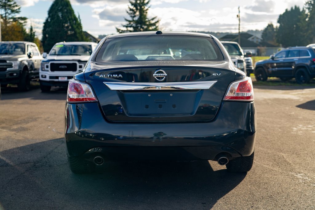 Used 2015 Nissan Altima 2.5 SV image 8