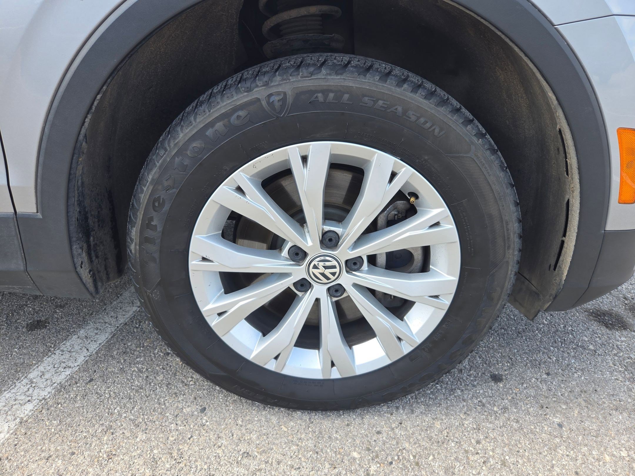 Used 2020 Volkswagen Tiguan S FWD image 28