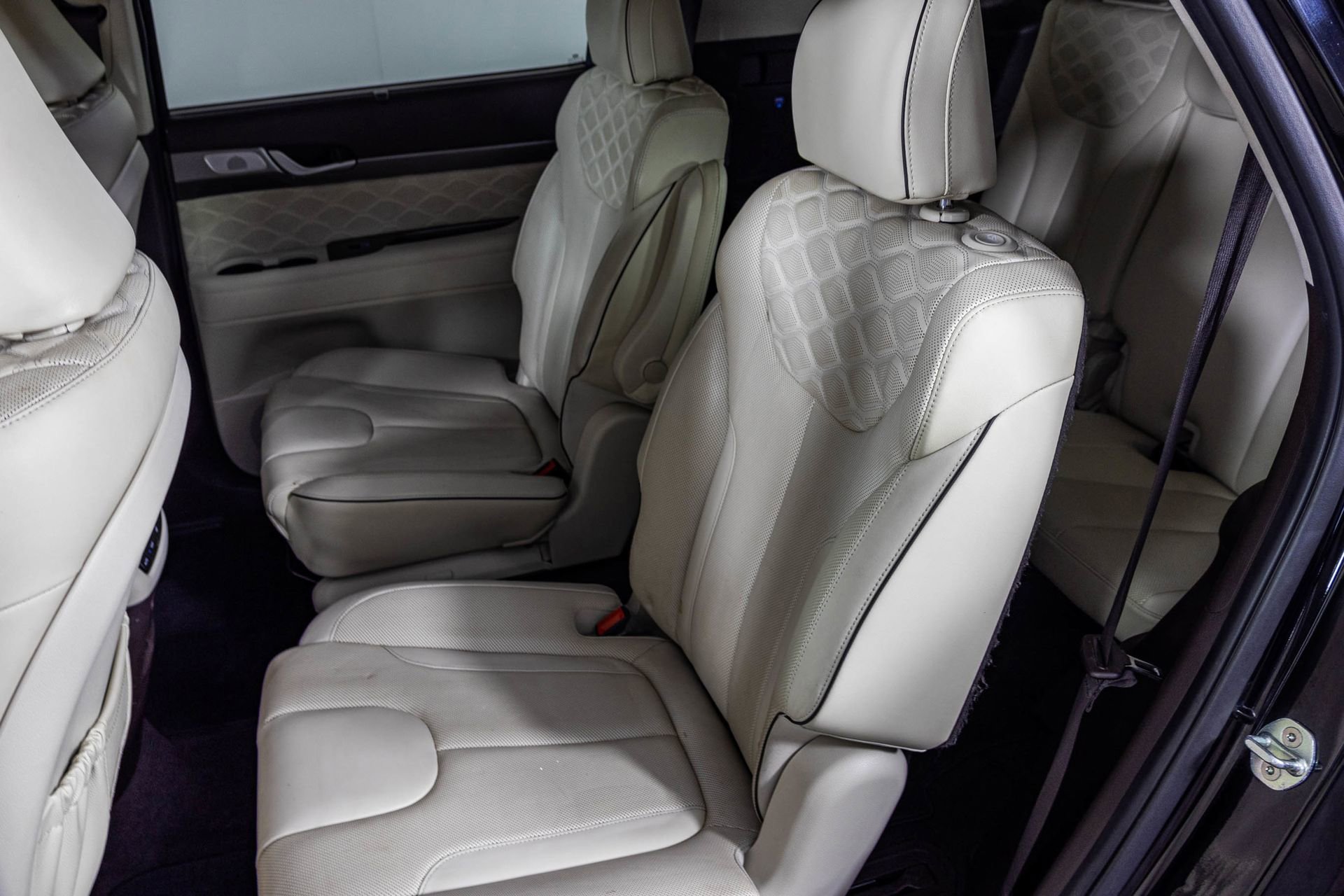 Used 2020 Hyundai Palisade Limited image 38