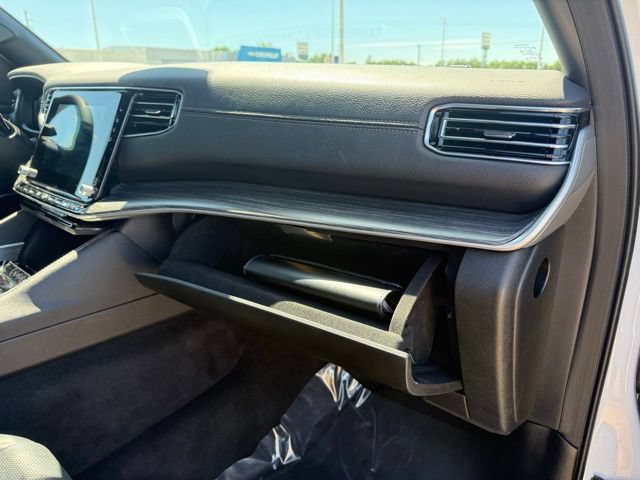 Used 2024 Jeep Wagoneer Series III w/ Premium Group I AWD/4WD image 61