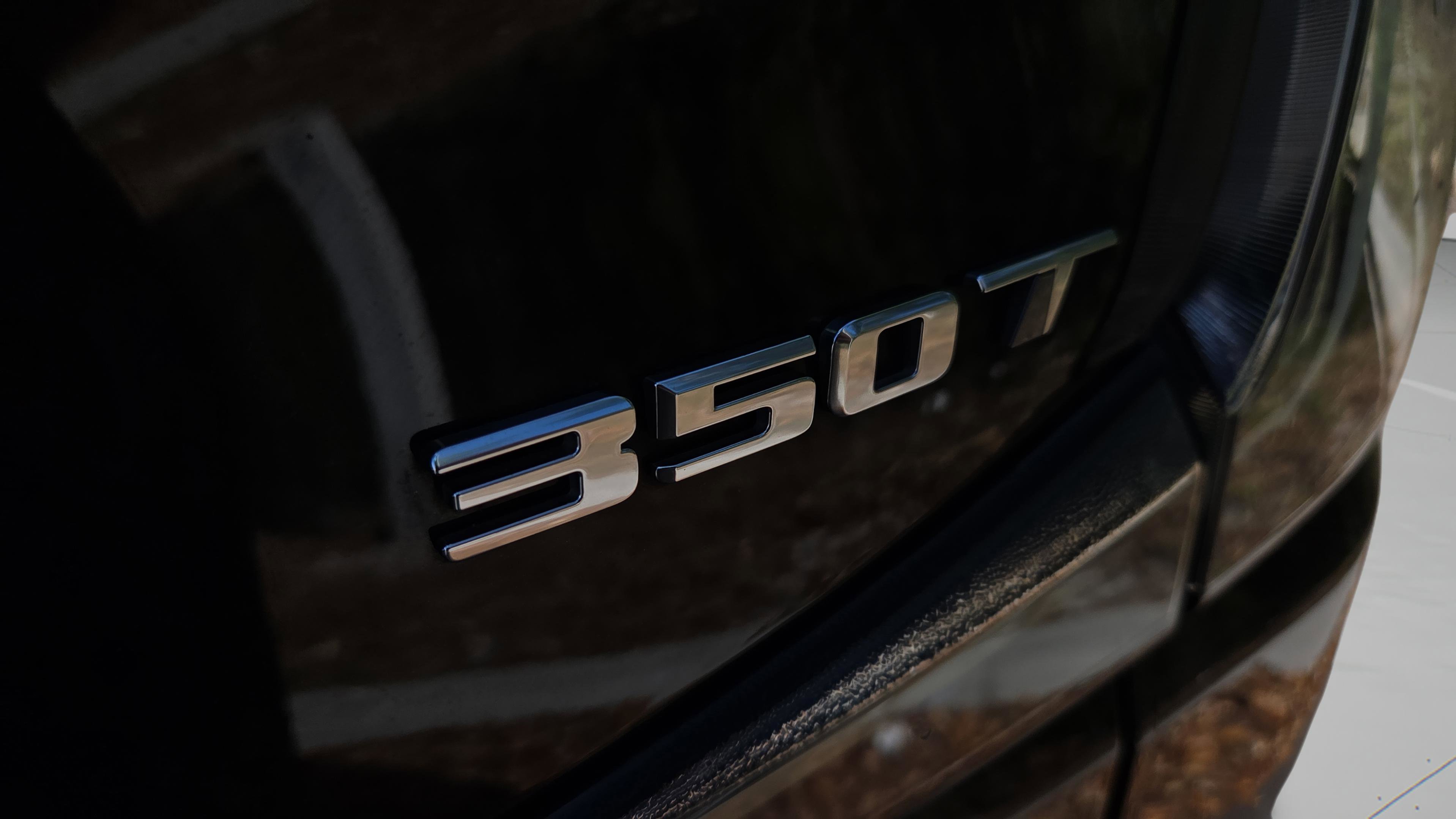 Used 2021 Cadillac XT4 Sport w/ Driver Awareness Package image 17