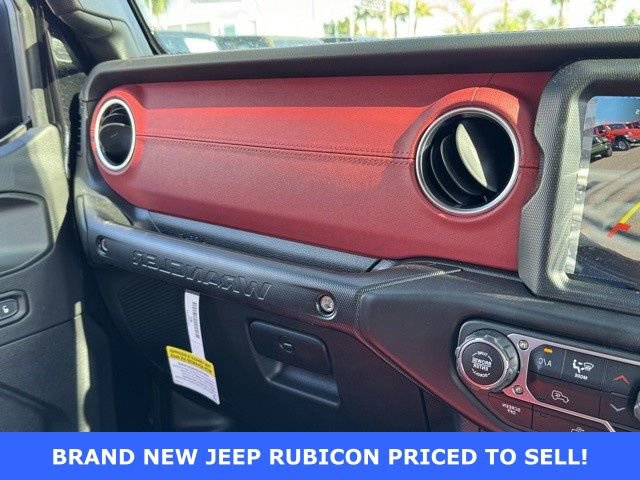 Used 2023 Jeep Wrangler Unlimited Rubicon 4xe image 31