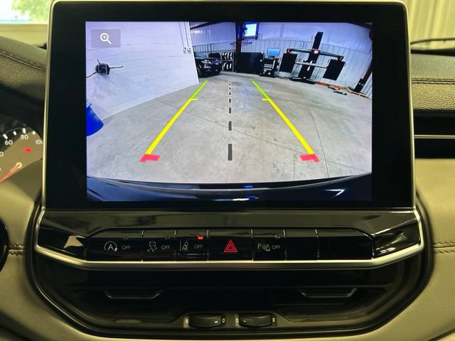 Used 2023 Jeep Compass Limited AWD/4WD image 31