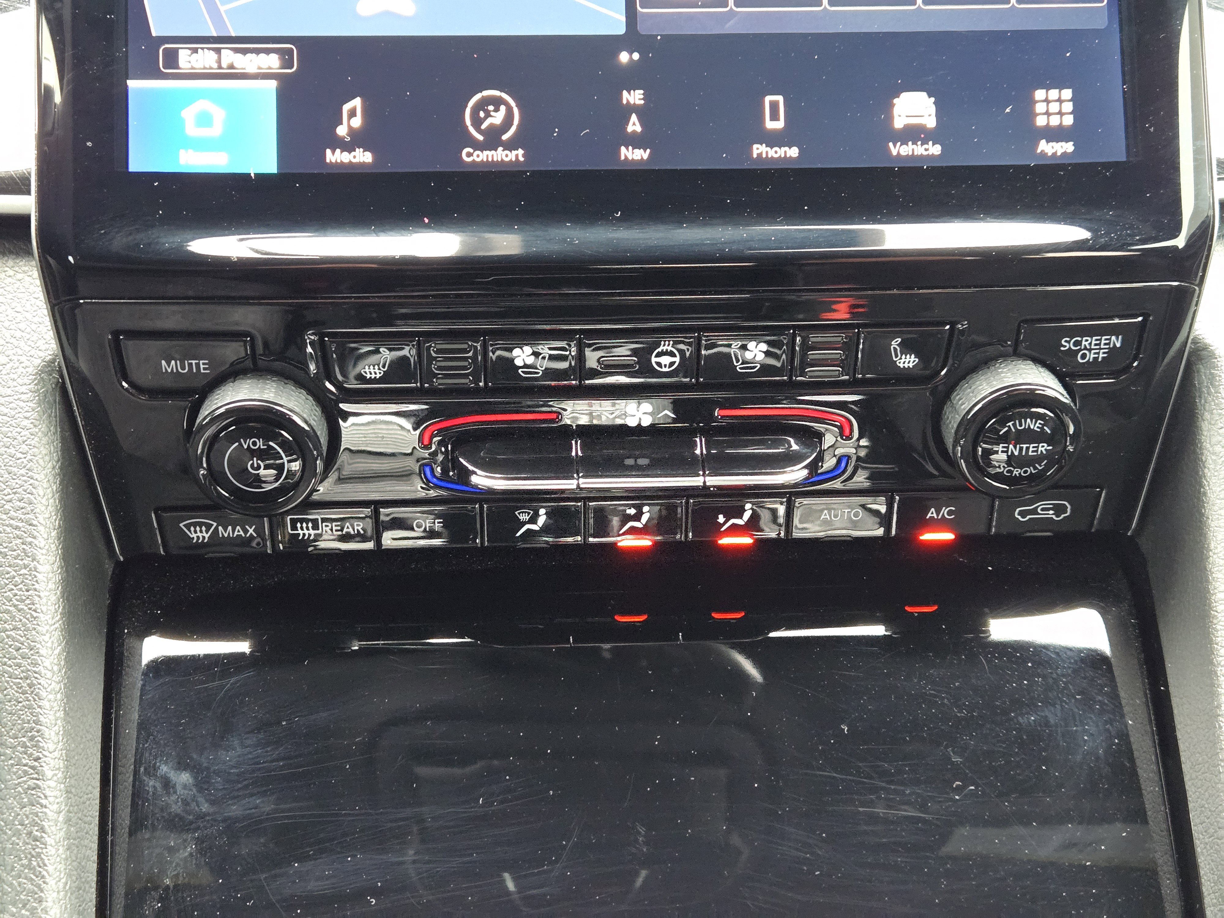 Used 2022 Jeep Grand Cherokee Trailhawk w/ Luxury Tech Group III image 22