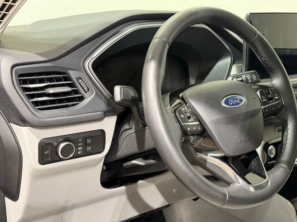 Used 2023 Ford Escape Active w/ Tech Pack #1 AWD/4WD image 17